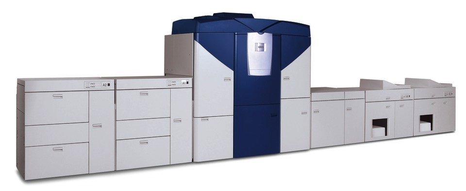 Production press line with inline finishing