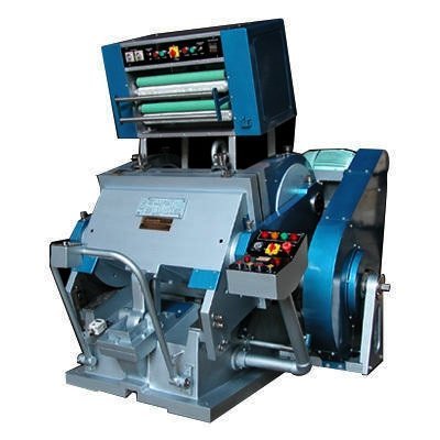 Platen foiling machine with foil feed unit