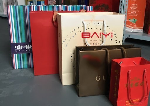 Finished paper shopping bags
