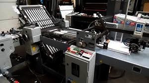 Folding machine with control box